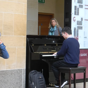 老头和妓女做爱视频
